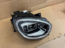 Laden Sie das Bild in den Galerie-Viewer, Frontscheinwerfer Mini Countryman F60 5A04D94-03 Rechts Scheinwerfer Headlight SCH9547857155ox