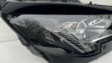Laden Sie das Bild in den Galerie-Viewer, Frontscheinwerfer Peugeot 5008 II 9836230580 LED Rechts Scheinwerfer Headlight SCH1709905547ir