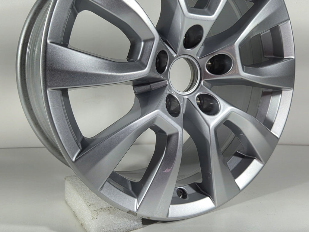 1x Alufelge 17 Zoll 8.0" 5x120 49ET 2H6601025A VW Amarok Rim Wheel FEL2845667153fw