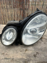 Laden Sie das Bild in den Galerie-Viewer, Frontscheinwerfer Mercedes-Benz W211 Links Scheinwerfer Headlight SCH3802352455st