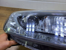 Laden Sie das Bild in den Galerie-Viewer, Frontscheinwerfer Honda Crv Cr-V W0780 LED Rechts Scheinwerfer Headlight