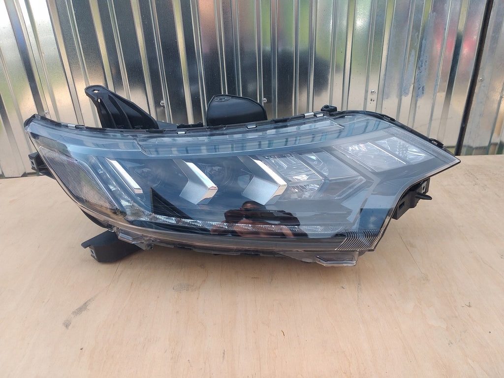Frontscheinwerfer Mitsubishi Outlander III 8301D3-32 LED Rechts Headlight SCH1949076433iq