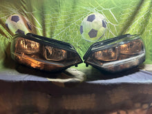 Load image into Gallery viewer, Frontscheinwerfer VW 5TB941006A 5TB941005A Ein Satz Scheinwerfer Headlight SCH7191349012rg