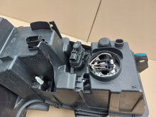 Laden Sie das Bild in den Galerie-Viewer, Frontscheinwerfer Renault Master I 260608459R Links Scheinwerfer Headlight SCH1316100972tx
