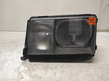 Laden Sie das Bild in den Galerie-Viewer, Frontscheinwerfer Mercedes-Benz W124 PAW726 Links Scheinwerfer Headlight SCH8980254629yy