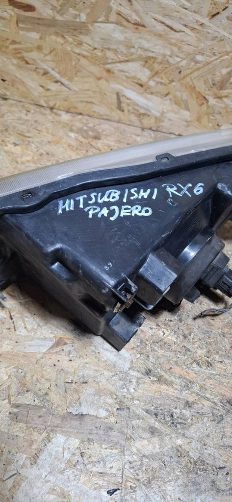 Frontscheinwerfer Mitsubishi Pajero I Ein Satz Scheinwerfer Headlight SCH6590790890qj
