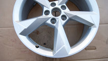 Load image into Gallery viewer, 1x Alufelge 19 Zoll 7.0" 5x112 82A601025N Audi Q3 Rim Wheel FEL1214104933dv