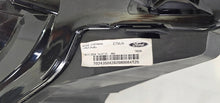Laden Sie das Bild in den Galerie-Viewer, Frontscheinwerfer Ford Transit Courier R2X613W030 Ein Stück (Rechts oder Links) SCH5046597204pk