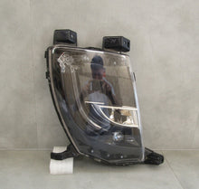 Laden Sie das Bild in den Galerie-Viewer, Frontscheinwerfer Tesla Model S 600591600G LED Rechts Scheinwerfer Headlight