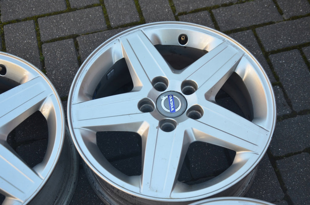 4x Alufelge 16 Zoll 6.5" 5x108 52 5ET Silber Volvo V60 I S40 Rim Wheel FEL9349809362cz