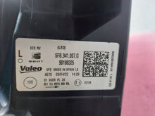 Laden Sie das Bild in den Galerie-Viewer, Frontscheinwerfer Seat Leon 5FB941007G LED Links Scheinwerfer Headlight