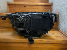 Load image into Gallery viewer, Frontscheinwerfer VW T-Roc 2G1941036 Rechts Scheinwerfer Headlight SCH3995568230cd