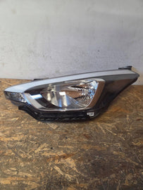 Frontscheinwerfer Hyundai I20 82181B8000 Ein Stück (Rechts oder Links) Headlight