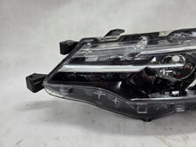 Laden Sie das Bild in den Galerie-Viewer, Frontscheinwerfer Toyota Corolla 81170-02L50-00 Links Scheinwerfer Headlight SCH5909966597wa