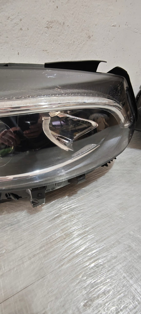 Frontscheinwerfer Mercedes-Benz W246 A2469067001 LED Rechts oder Links SCH8875255324og