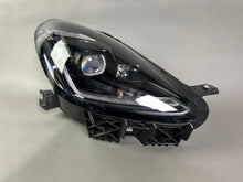 Laden Sie das Bild in den Galerie-Viewer, Frontscheinwerfer Maserati I 670293073 Rechts Scheinwerfer Headlight SCH9587684751ib
