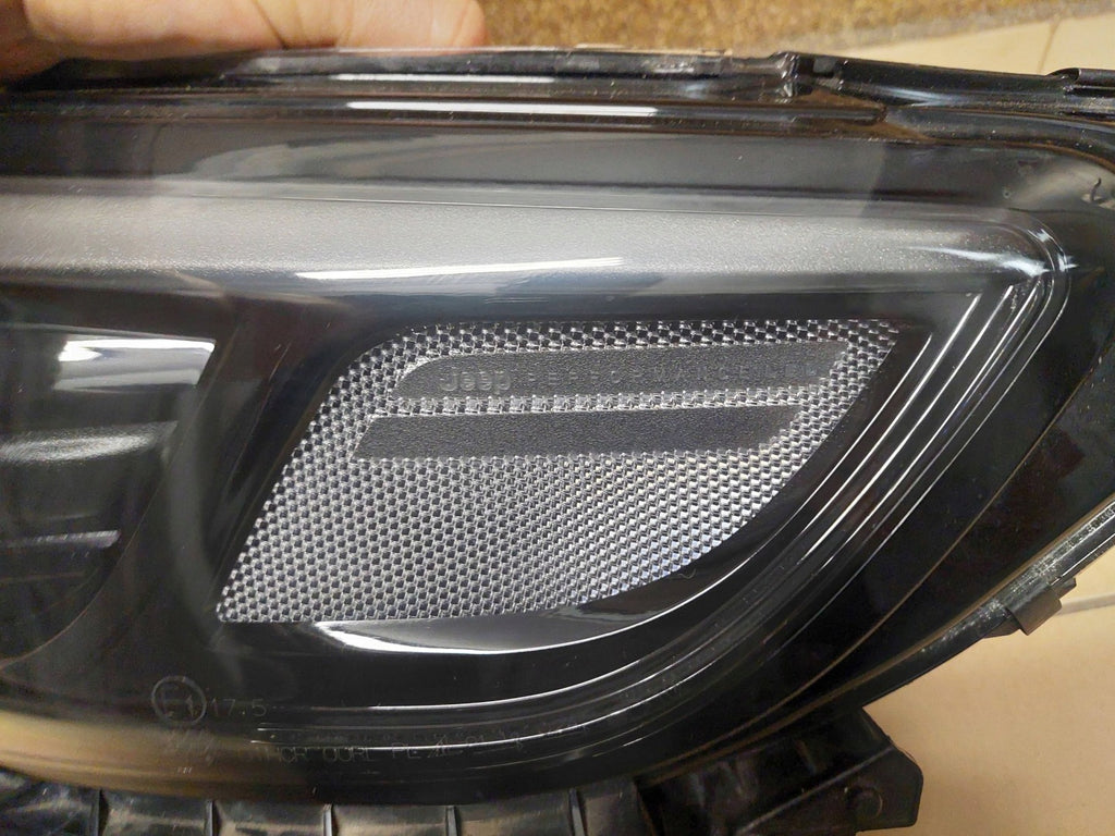 Frontscheinwerfer Jeep Cherokee 85122000 LED Links Scheinwerfer Headlight SCH8606629767lb