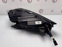 Laden Sie das Bild in den Galerie-Viewer, Frontscheinwerfer Skoda Superb I 3P1941015A LED Links Scheinwerfer Headlight SCH2676499667yy