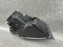 Load image into Gallery viewer, Frontscheinwerfer Audi A3 8P0941003M Links Scheinwerfer Headlight SCH7338570592xf