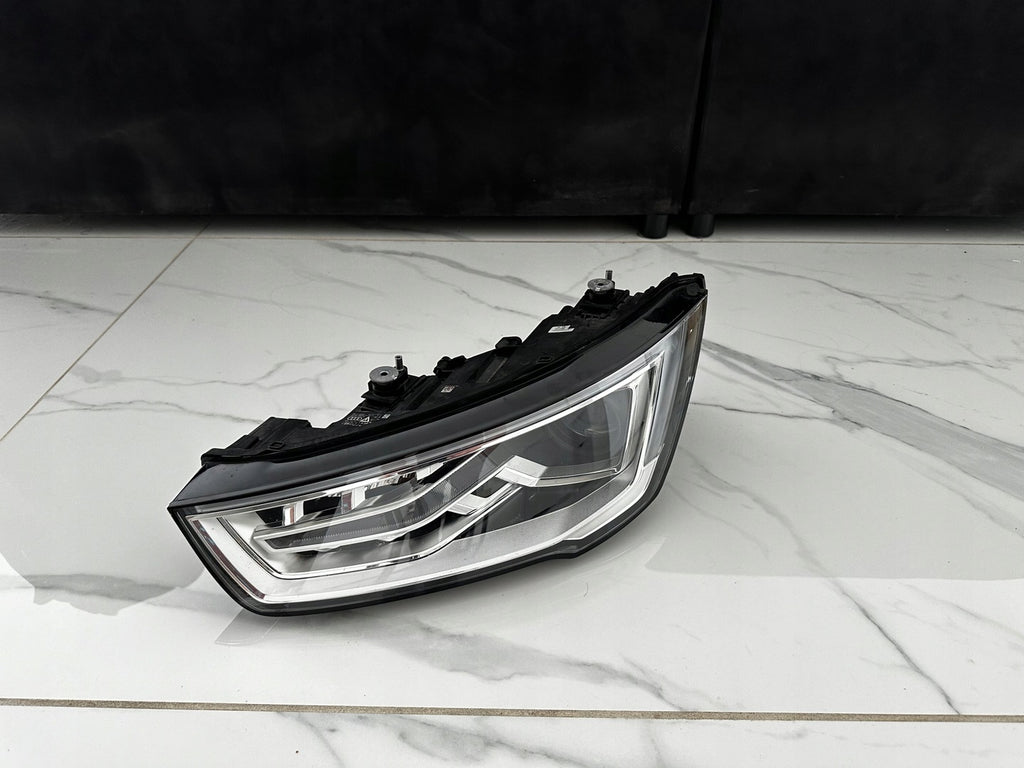 Frontscheinwerfer Audi A1 8XA941005 Xenon Links Scheinwerfer Headlight