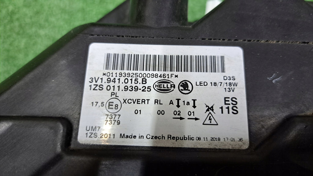 Frontscheinwerfer Skoda Superb III 3V1941015B Xenon Links Scheinwerfer Headlight