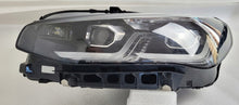 Laden Sie das Bild in den Galerie-Viewer, Frontscheinwerfer BMW 2 Active Tourer U06 5A42247-08 Links Headlight