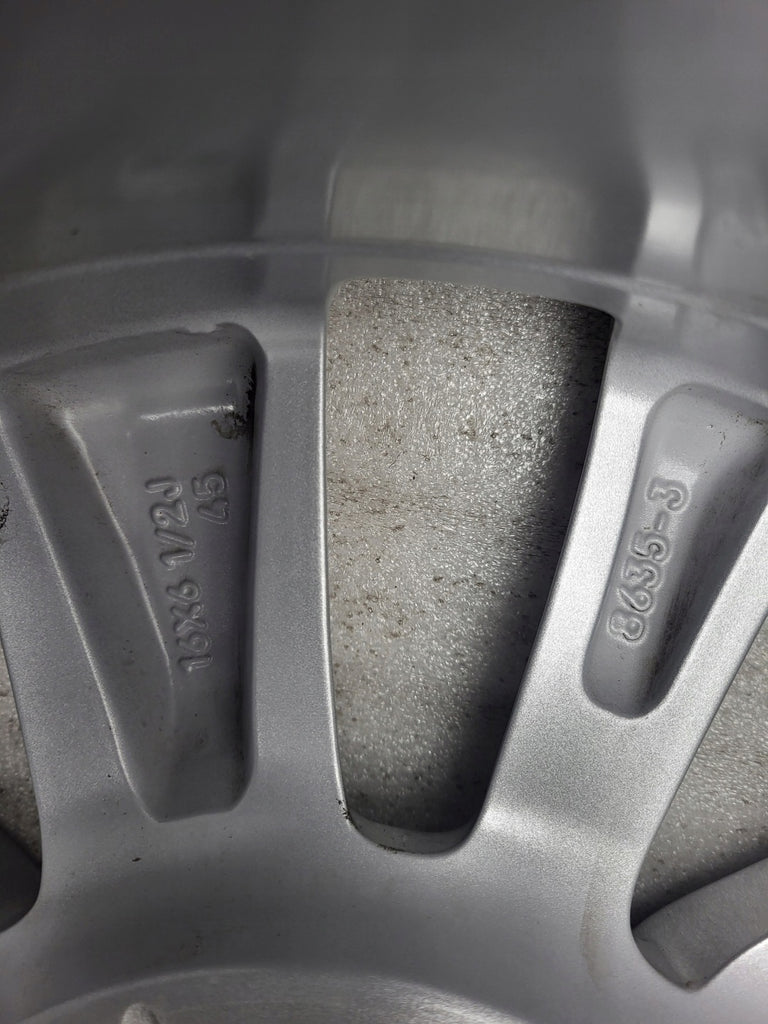1x Alufelge 16 Zoll 6.5" 5x114.3 45ET Glanz Silber 426110DK50 Toyota Yaris Cross FEL5010189840og