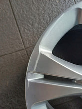 Load image into Gallery viewer, 1x Alufelge 17 Zoll 7.0" 5x112 48 5ET A2056014300 Mercedes-Benz Rim Wheel FEL7878691929ve