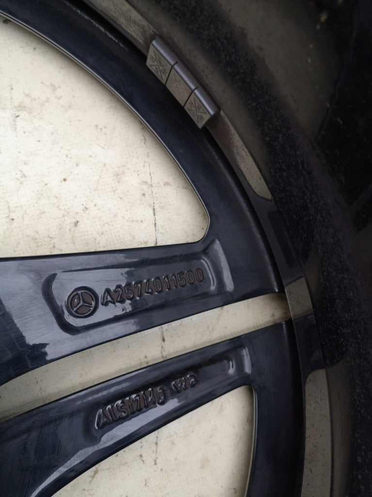 1x Alufelge 19 Zoll 8.0" 5x112 33ET A2574011500 Mercedes-Benz Cls Rim Wheel FEL9451944521ih