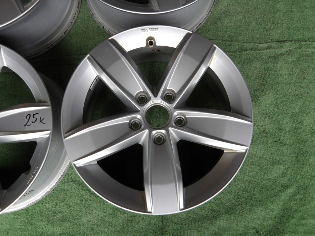 4x Alufelge 16 Zoll 6.5" 5x112 44ET 5C0071496 VW Golf VII Touran Rim Wheel FEL6384047302vk