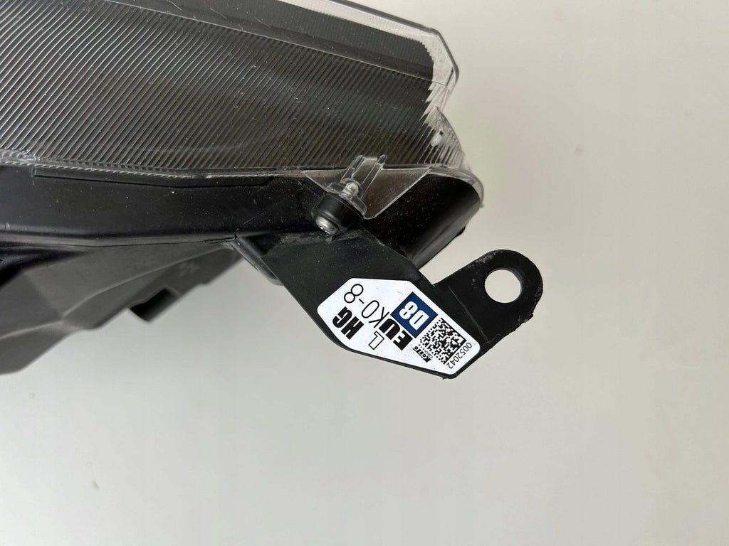 Frontscheinwerfer Toyota Yaris EUK0-8 Full LED Links Scheinwerfer Headlight SCH5040395383hh