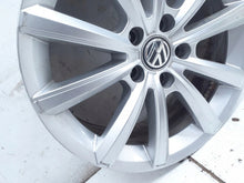 Load image into Gallery viewer, 1x Alufelge 17 Zoll 5NA071497A VW Tiguan Rim Wheel FEL1037670191aa