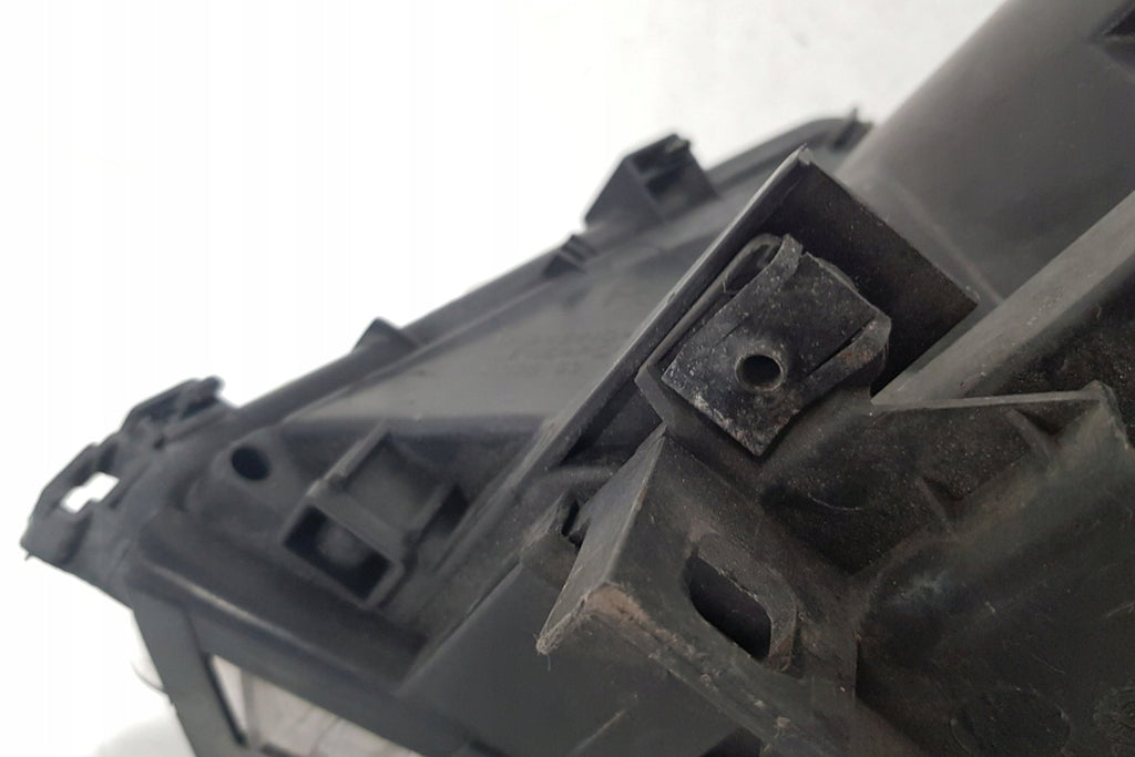 Frontscheinwerfer BMW 3 084441128R 4441136R0 84441128R Rechts Headlight SCH8144794613tn