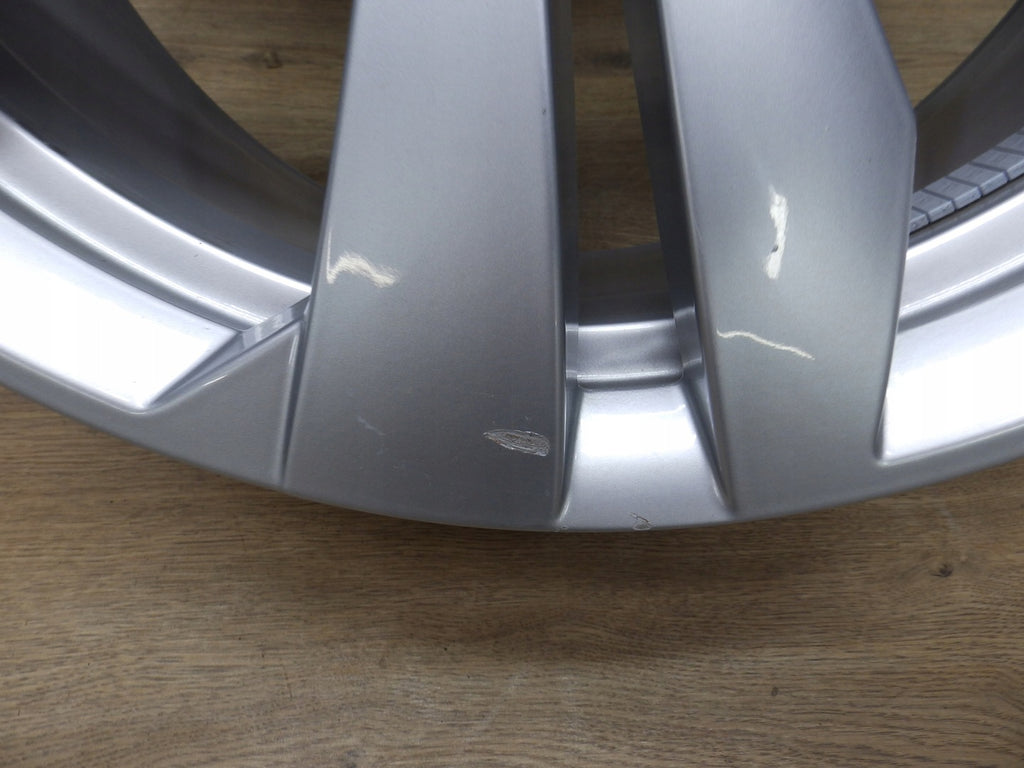1x Alufelge 18 Zoll 7.5" 5x112 50ET Glanz Silber 10A071498 Vw Rim Wheel