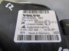 Load image into Gallery viewer, Frontscheinwerfer Volvo S40 30763030 Xenon Rechts Scheinwerfer Headlight SCH7659210405ej