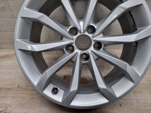 Load image into Gallery viewer, 1x Alufelge 18 Zoll 8.0&quot; 5x112 40ET 8W0601025H Audi A4 Rim Wheel