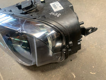 Laden Sie das Bild in den Galerie-Viewer, Frontscheinwerfer Citroën Berlingo 9816825180 Links Scheinwerfer Headlight