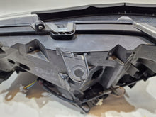 Load image into Gallery viewer, Frontscheinwerfer Toyota 13641 Halogen Rechts Scheinwerfer Headlight