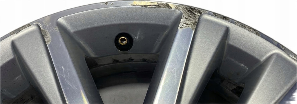 1x Alufelge 15 Zoll 6.0" 5x100 40ET Glanz Silber 6R0601025 VW Polo Rim Wheel