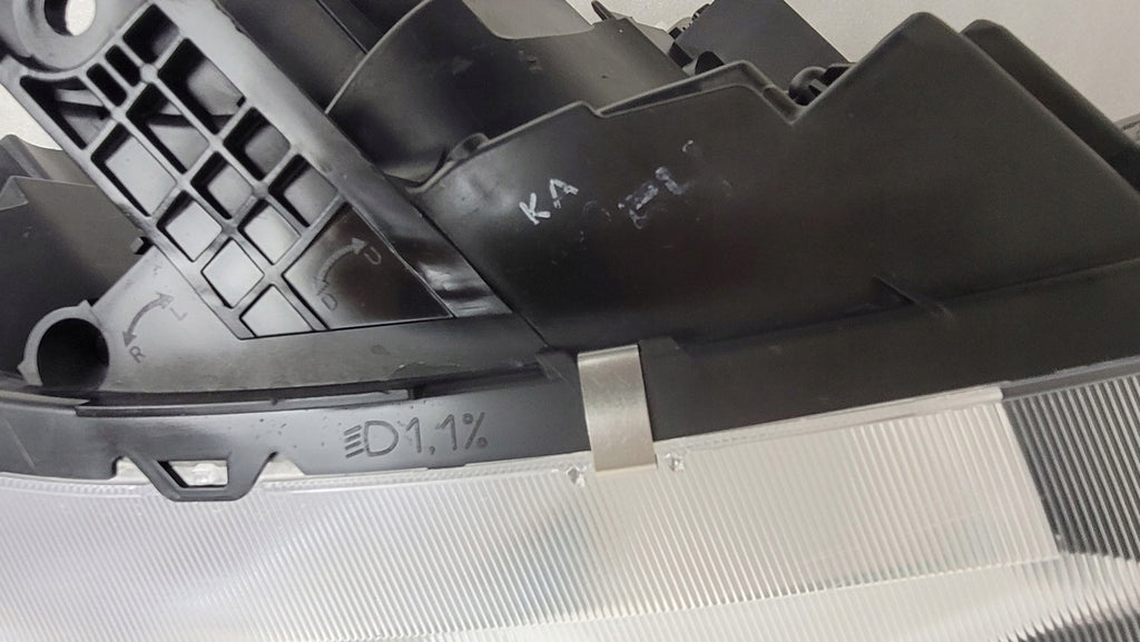 Frontscheinwerfer Mitsubishi Eclipse Cross I 2018-FULL Full LED FALSE Headlight SCH5120447381uo