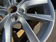 Laden Sie das Bild in den Galerie-Viewer, 1x Alufelge 18 Zoll 5x112 3V0601025J Skoda Superb Rim Wheel FEL4752632355ex