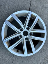Load image into Gallery viewer, 1x Alufelge 16 Zoll 6.5" 5x112 5G0601025CS VW I Rim Wheel FEL6126144873vp