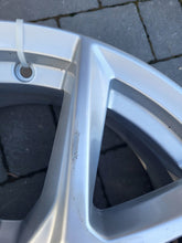 Laden Sie das Bild in den Galerie-Viewer, 1x Alufelge 18 Zoll 7.5" 5x108 50 5ET Glanz Silber 31423851 Volvo Xc60 Rim Wheel FEL6179474935dc