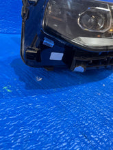 Laden Sie das Bild in den Galerie-Viewer, Frontscheinwerfer BMW 2 5A19351-04 5442247 Links Scheinwerfer Headlight