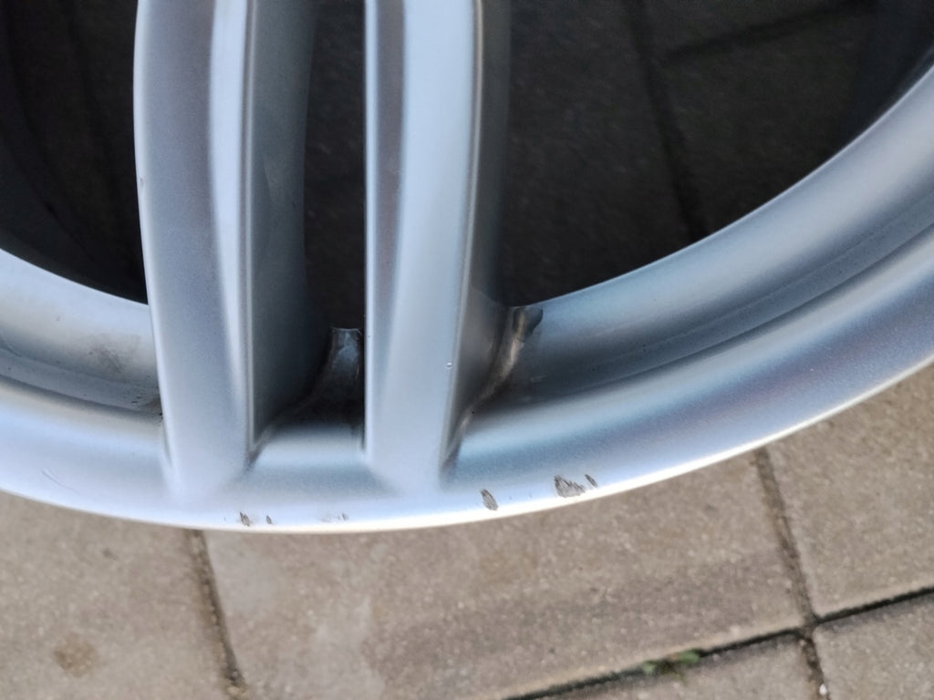 1x Alufelge 19 Zoll 9.0" 5x120 44ET 7842653 BMW 1 Rim Wheel FEL5552840510eh