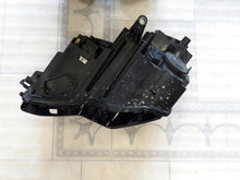 Laden Sie das Bild in den Galerie-Viewer, Frontscheinwerfer Skoda Karoq 57B941016A Rechts Scheinwerfer Headlight SCH3913185832tw