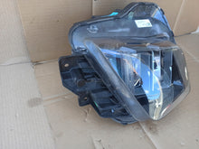 Laden Sie das Bild in den Galerie-Viewer, Frontscheinwerfer Hyundai Tucson N7921-62120 Full LED Rechts Headlight