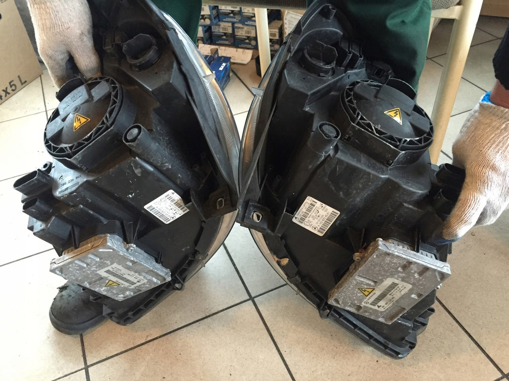 Frontscheinwerfer Mercedes-Benz W245 A1698204561 Xenon Rechts oder Links