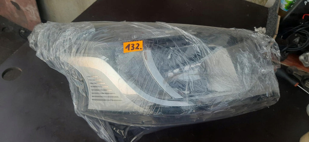 Frontscheinwerfer Renault Trafic III 260109424R Rechts Scheinwerfer Headlight SCH2722870365rh