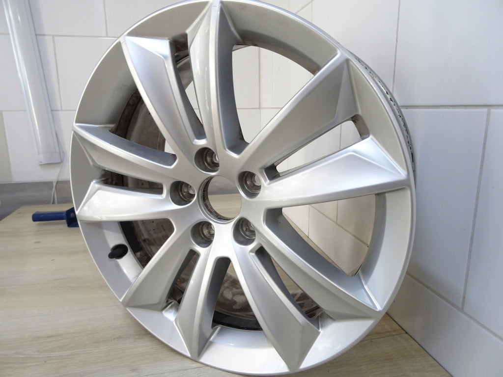1x Alufelge 17 Zoll 7.0" 5x108 40,5ET 31471309 Volvo S60 V60 Rim Wheel